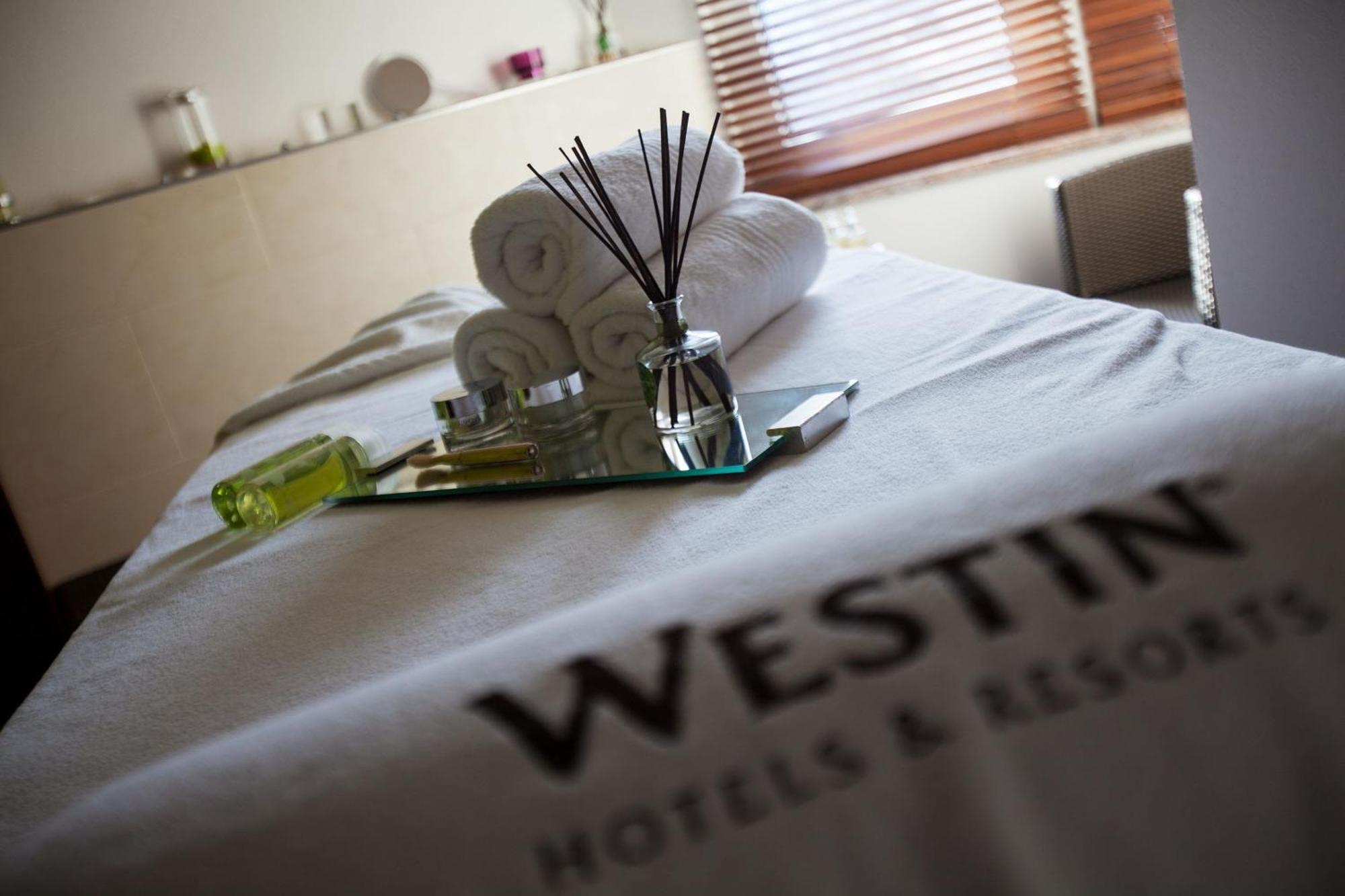 The Westin Grand Frankfurt Hotel Frankfurt am Main Exterior photo Spa at Westin Palace, Madrid