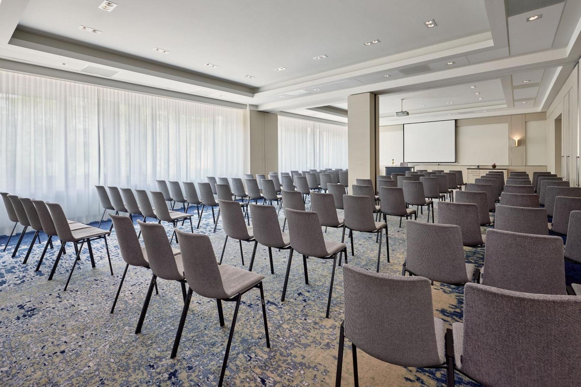 The Westin Grand Frankfurt Hotel Frankfurt am Main Exterior photo Meeting room